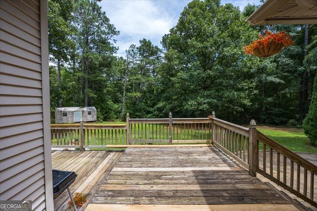 156 Henry Drive, Gray, GA 31032