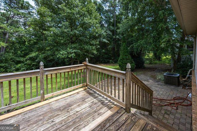 156 Henry Drive, Gray, GA 31032