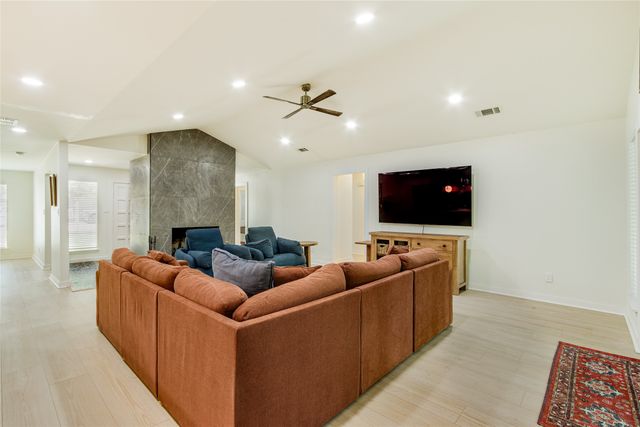 1209 Wade Drive, Bedford, TX 76022