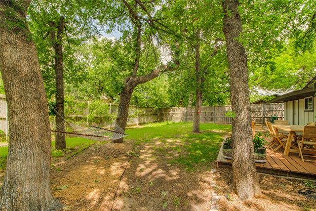 1209 Wade Drive, Bedford, TX 76022