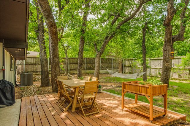 1209 Wade Drive, Bedford, TX 76022