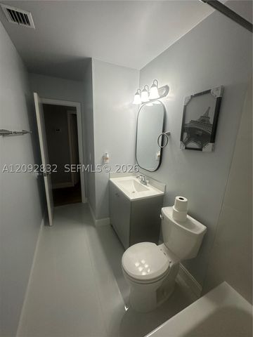 4695 Cambridge St, Lake Worth, FL 33463