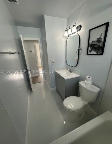 4695 Cambridge St, Lake Worth, FL 33463