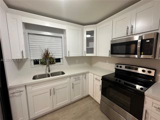 4695 Cambridge St, Lake Worth, FL 33463