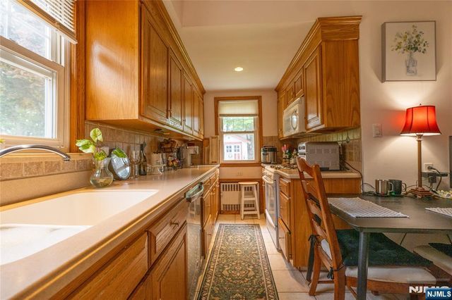 111 3rd Avenue, Westwood, NJ 07675