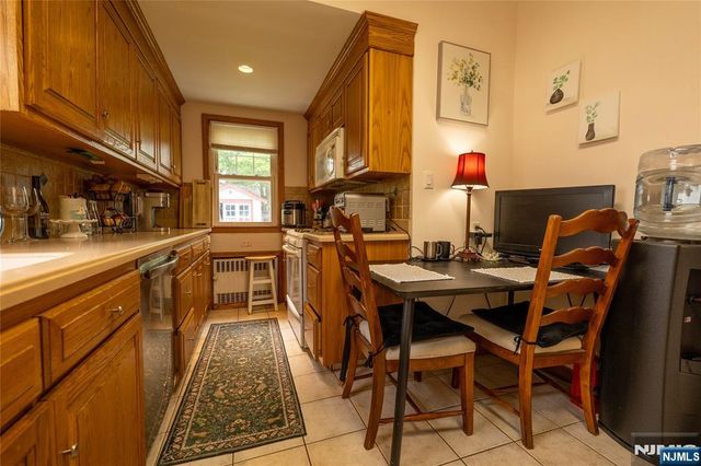 111 3rd Avenue, Westwood, NJ 07675