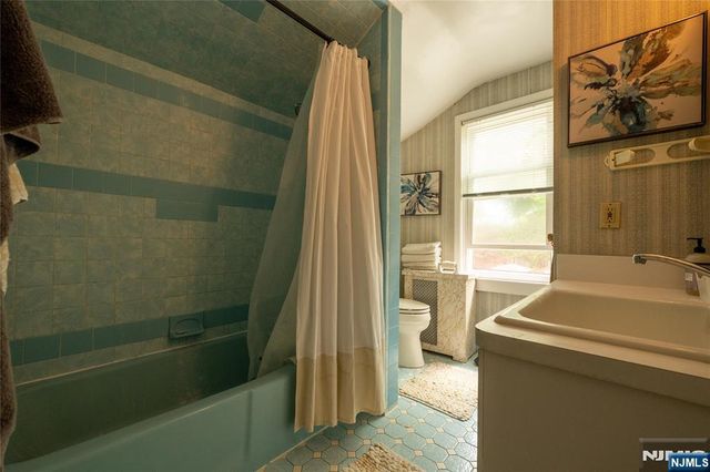 111 3rd Avenue, Westwood, NJ 07675