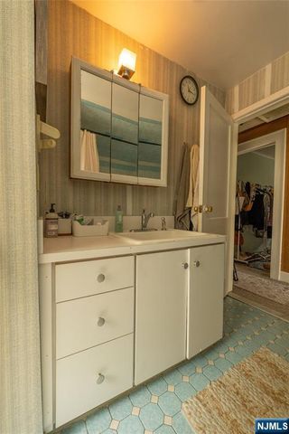 111 3rd Avenue, Westwood, NJ 07675