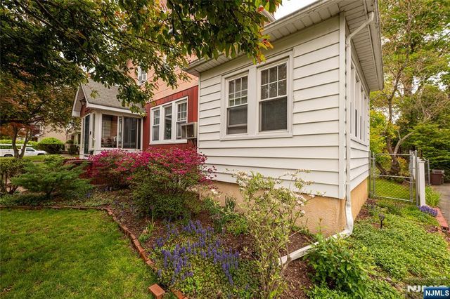111 3rd Avenue, Westwood, NJ 07675