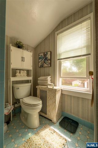 111 3rd Avenue, Westwood, NJ 07675