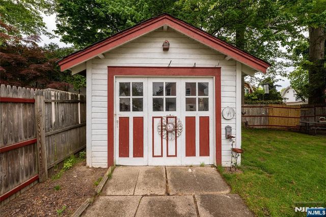 111 3rd Avenue, Westwood, NJ 07675