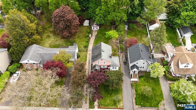111 3rd Avenue, Westwood, NJ 07675