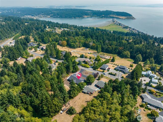 594 Michael Way, Camano Island, WA 98282