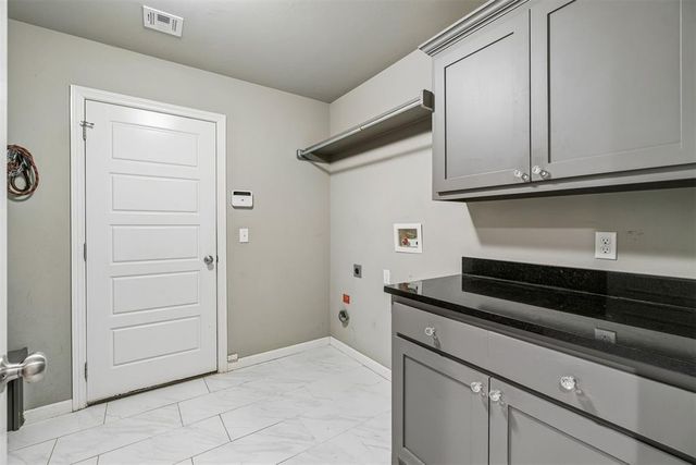 912 NW 185th Street, Edmond, OK 73012