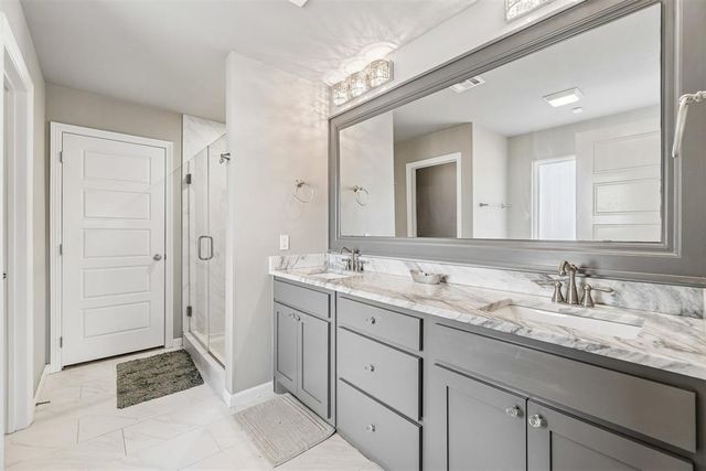 912 NW 185th Street, Edmond, OK 73012