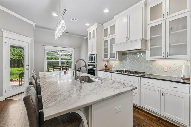 912 NW 185th Street, Edmond, OK 73012