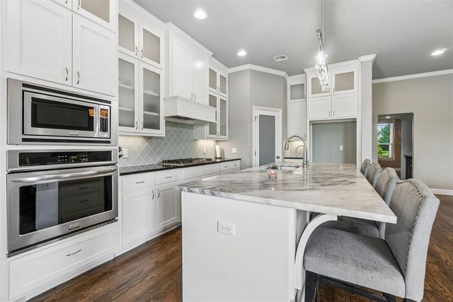 912 NW 185th Street, Edmond, OK 73012
