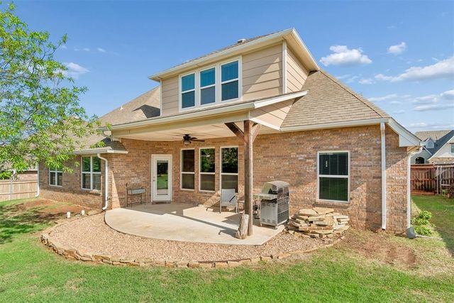 912 NW 185th Street, Edmond, OK 73012