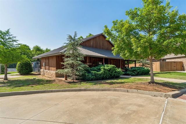 912 NW 185th Street, Edmond, OK 73012