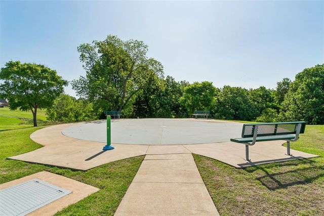912 NW 185th Street, Edmond, OK 73012