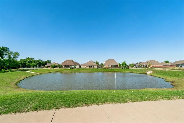 912 NW 185th Street, Edmond, OK 73012