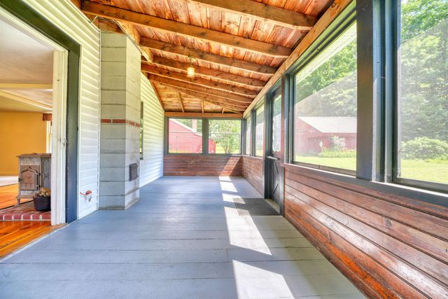 8 Meadowlark Lane, Andover, NH 03216