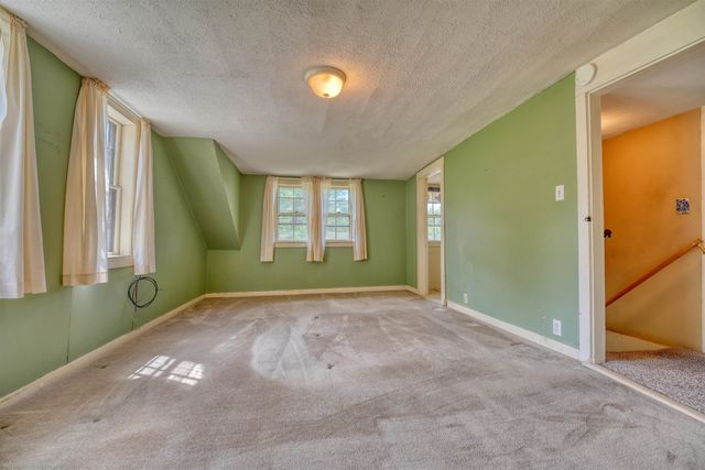 8 Meadowlark Lane, Andover, NH 03216