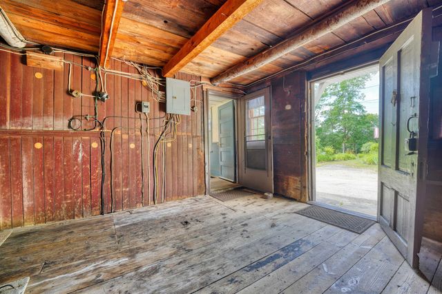 8 Meadowlark Lane, Andover, NH 03216