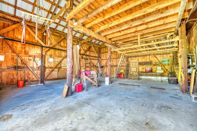 8 Meadowlark Lane, Andover, NH 03216