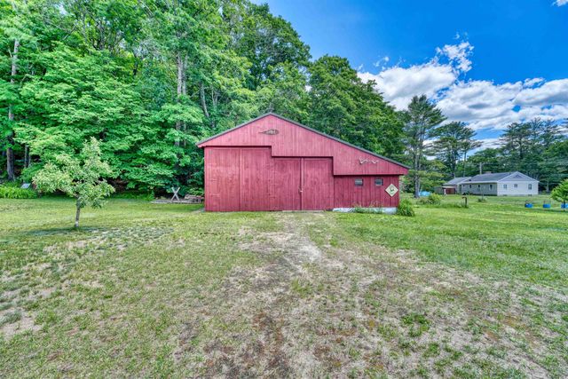 8 Meadowlark Lane, Andover, NH 03216