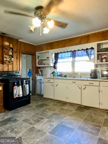 66 Elm Street, Aragon, GA 30104