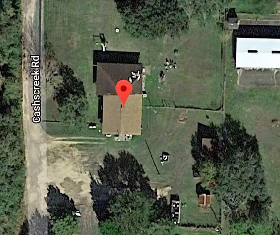 692 Cashs Creek Rd Road, Blessing, TX 77465