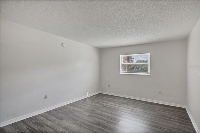 5800 HOLLYWOOD BOULEVARD 312, Sarasota, FL 34231