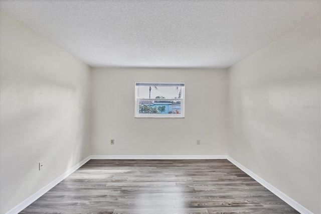 5800 HOLLYWOOD BOULEVARD 312, Sarasota, FL 34231