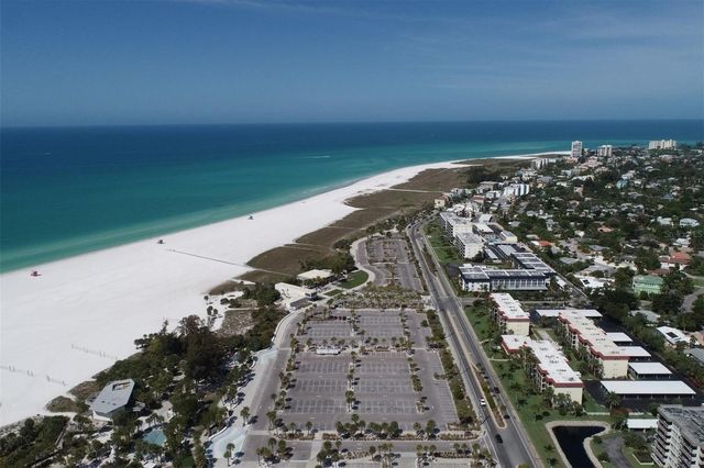 5800 HOLLYWOOD BOULEVARD 312, Sarasota, FL 34231