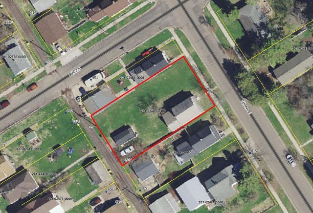 807 5th Ave E, Ashland, WI 54806