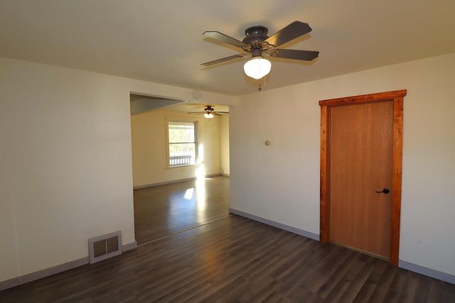 807 5th Ave E, Ashland, WI 54806