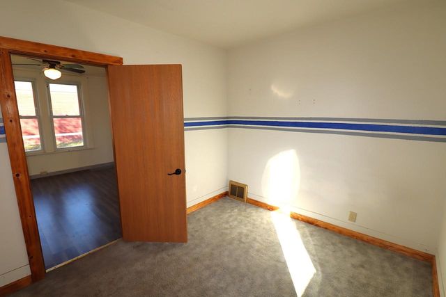 807 5th Ave E, Ashland, WI 54806