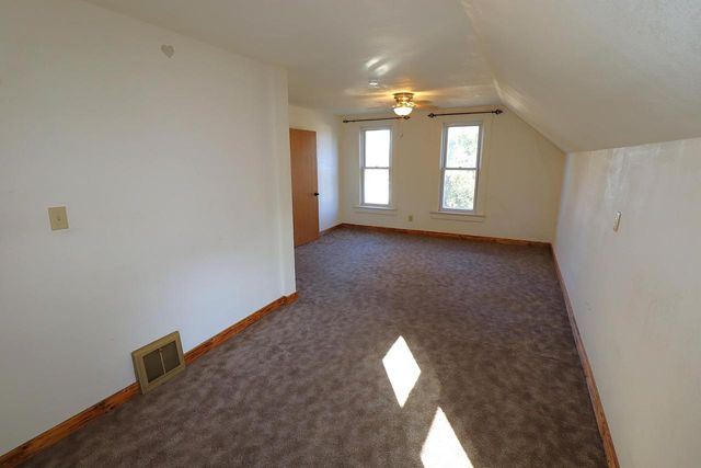 807 5th Ave E, Ashland, WI 54806