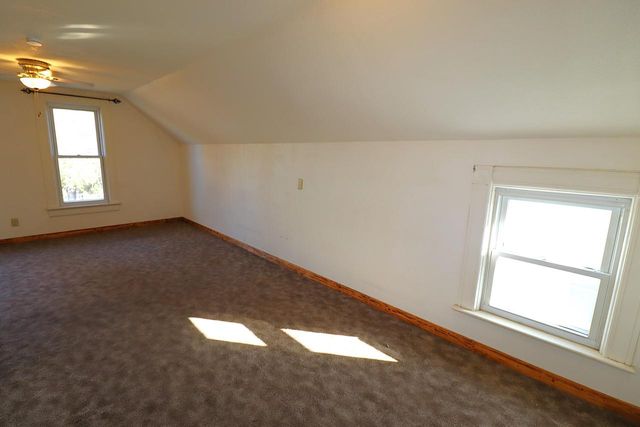 807 5th Ave E, Ashland, WI 54806