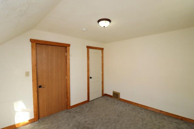 807 5th Ave E, Ashland, WI 54806