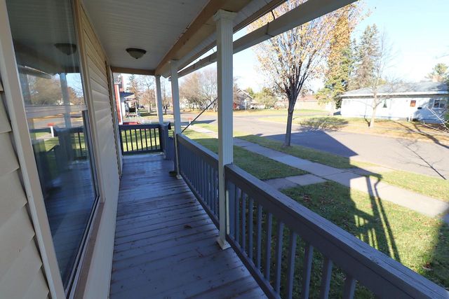 807 5th Ave E, Ashland, WI 54806