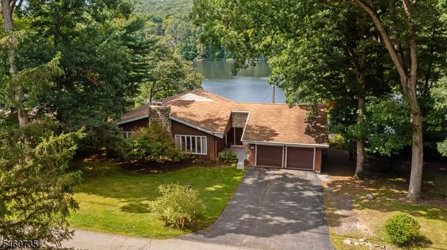 158 Kitchell Lake Dr, West Milford Twp., NJ 07480