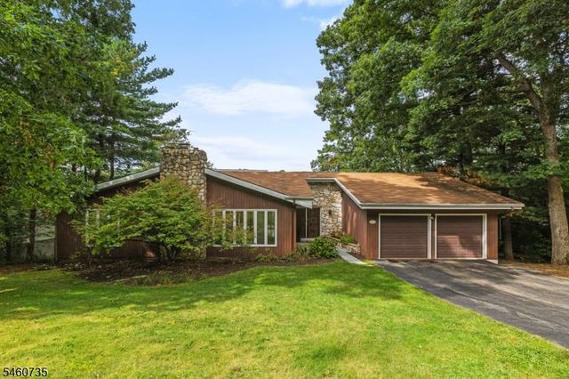 158 Kitchell Lake Dr, West Milford Twp., NJ 07480