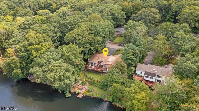 158 Kitchell Lake Dr, West Milford Twp., NJ 07480
