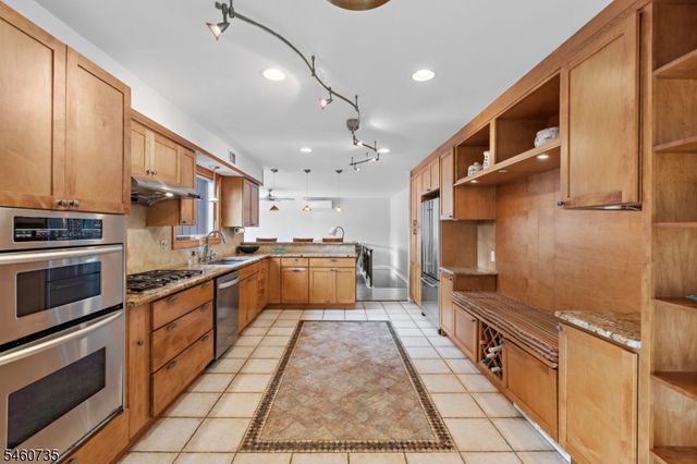 158 Kitchell Lake Dr, West Milford Twp., NJ 07480