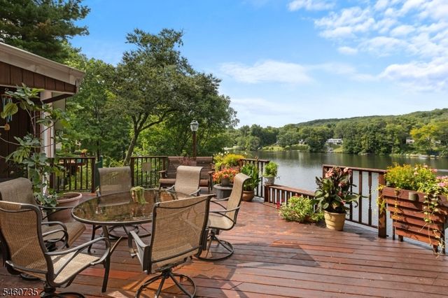 158 Kitchell Lake Dr, West Milford Twp., NJ 07480