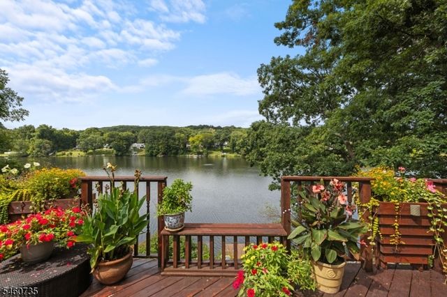 158 Kitchell Lake Dr, West Milford Twp., NJ 07480
