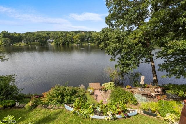 158 Kitchell Lake Dr, West Milford Twp., NJ 07480