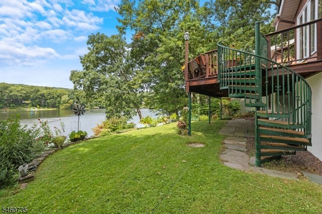 158 Kitchell Lake Dr, West Milford Twp., NJ 07480